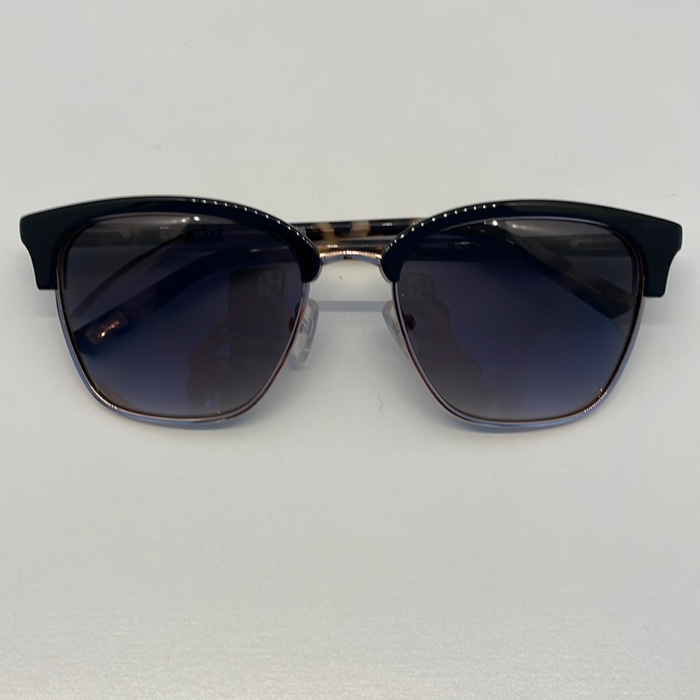 Like New. Ted Baker Sunglasses.